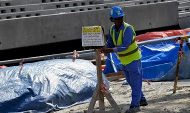 تقرير حقوقي بريطاني: قطر تخاطر بحياة الملايين بسبب احتجاز العمال