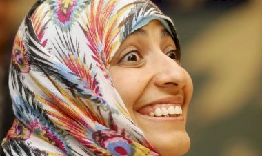 توكل كرمان داعية للخراب وعين الإخوان على فيس بوك