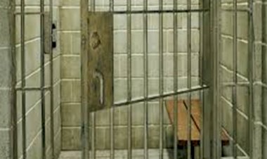 معاناة نساء قطر.. معتقلات 