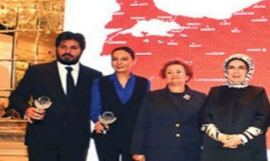 الأزمات تعصف بعائلة أردوغان.. تصاعد الخلافات داخل القصر الرئاسي بعد استقالة البيراق