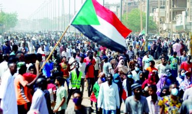 رفع السودان من قوائم الإرهاب.. نهاية عزلة وبداية عصر اقتصادي جديد