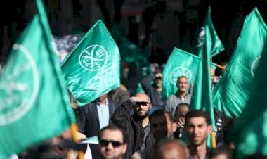 خوفا من تسليمهم.. الذعر يضرب صفوف الإخوان الهاربين لتركيا