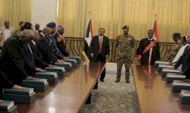فراغ سياسي يهدد استقرار السودان والخلافات تقلق الحكومة السودانية