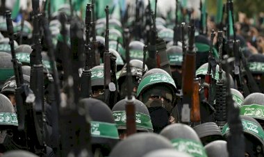 رفع حماس من قوائم الإرهاب.. ماذا تريد قطر؟