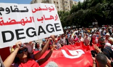 إخوان تونس ومصر.. كيف كشفت الأحداث عنف وإرهاب الجماعة؟