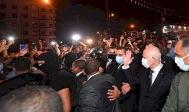 سيناريوهات المشهد التونسي.. قرارات سعيد الأكثر وجعاً للجماعة الإرهابية