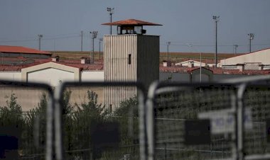 كيف حوّل أردوغان تركيا لسجن كبير للأتراك؟