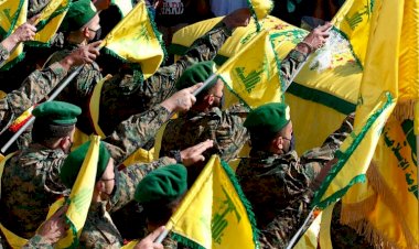 حزب الله يعزل لبنان عن محيطها العربي ومحللون: بيروت ضحية الميليشيات