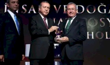 فساد مستمر.. حليف مقرب من أردوغان يتلقى مليار ليرة من عطاءات حكومية