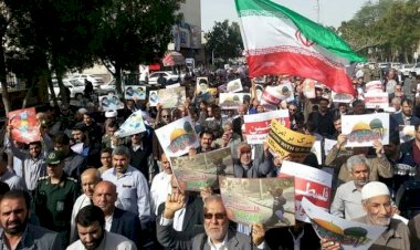 تهديدات داخلية وخارجية.. كيف تُحاصر الأزمات الملالي في إيران؟