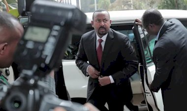 بعد انتهاكات آبي أحمد.. خبير إفريقي: الأوضاع تزداد سوءاً في إثيوبيا