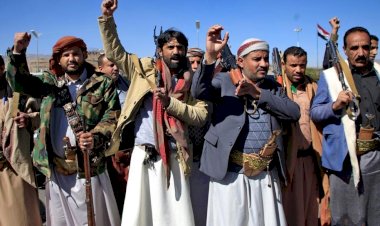 عبر معارك طويلة.. محللون يمنيون يكشفون كيف نجحت السعودية في ردع الحوثي؟