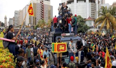 أسوشيتيد برس: كواليس فرار الرئيس السريلانكي بعد الانهيار الاقتصادي