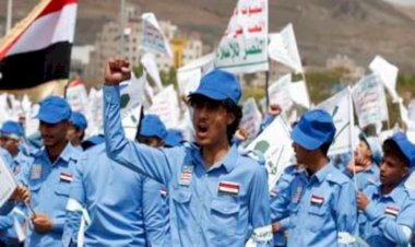 اليمن.. كيف أصبح هتاف المرشد دليلًا على انهيار شعبية الحوثيين؟