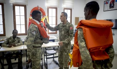 كيف تخطط تركيا للسيطرة على الجيش الصومالي بعد تقسيمه؟