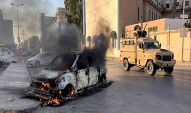 إيران.. هكذا تلاعب المتظاهرين بأجهزة أمن الملالي