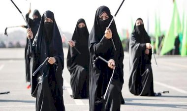 إيران.. قوات الأمن تقمع التظاهرات باعتقال التلاميذ واحتجازهم في مدارسهم