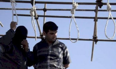 2022 عام كابوسي على النظام الإيراني.. الاحتجاجات الأعنف والقمع الوحشي لا يُجدي