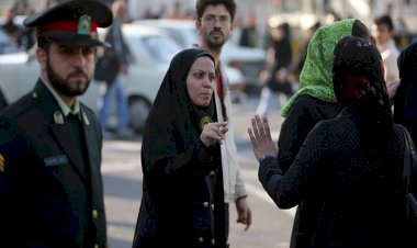 إيران تخدع العالم بوقف عمل شرطة الأخلاق واستغلالها أدوات قمعية أخرى