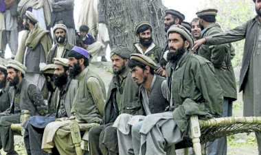 طالبان تُنكل بأستاذ جامعي طالب بتعليم المرأة.. أسرته: مصيره مجهول منذ 12 يوماً