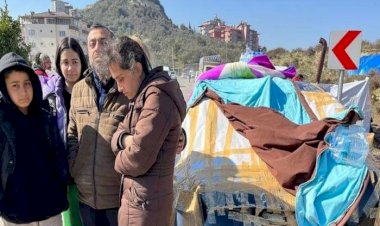 الغارديان: إدارة أردوغان ستدفع ثمناً باهظاً للإخفاق في تعاملها مع الزلزال