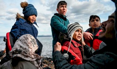 الغارديان: أوروبا تُحصّن حدود اليونان للتصدي للاجئين الفارين من تركيا بعد الزلزال