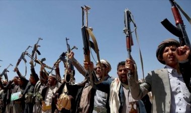 معهد دول الخليج يحذر الحكومة اليمنية من الاستماع للحوثي أو تقديم تنازلات
