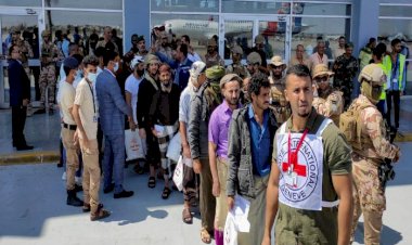 في أكبر عملية تبادُل للأسرى.. الحوثيون يسلمون المعتقلين