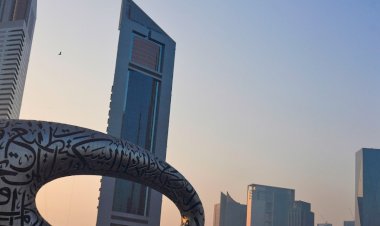 فايننشال تايمز: الإمارات مثال يُحتذى به عالميًا لمواجهة تغيُّرات المناخ