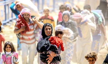 هل يعود اللاجئون السوريون لبلادهم ولماذا يواجهون الطرد من لبنان؟