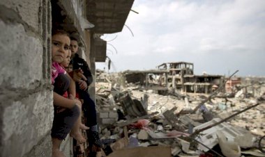 إسرائيل تُكثف عملياتها العسكرية في خان يونس وتطلب هدنة من حماس لتحرير الأسرى