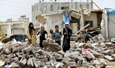 التخادم الحوثي والإخواني يدمر اليمن.. جرائم لا تتوقف ضد الشعب اليمني