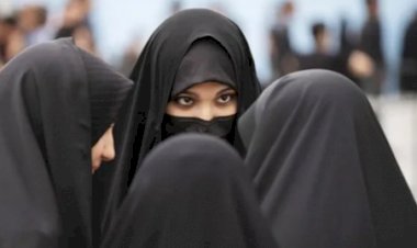 حملة قمع جديدة.. إيران تشن حربًا على النساء وتنشر الشرطة في كل مكان