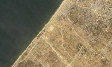 بعد إغلاق المعابر.. هل يصبح رصيف غزة الإنقاذ الأخير؟