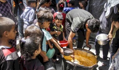 الجارديان: الأونروا تجدد اتهامها لإسرائيل بعرقلة توصيل المساعدات لغزة