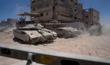 رويترز: الاحتلال الإسرائيلي للممرات الاستراتيجية والإفراج عن الأسرى الفلسطينيين وراء تعثر مفاوضات الهدنة