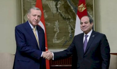 المرة الأولى منذ 12 عامًا.. السيسي يصل تركيا اليوم لعقد مباحثات مع أردوغان