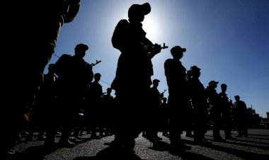 معركة السيطرة على البحر الأحمر.. هل يفلت الحوثيون من الردع الدولي؟