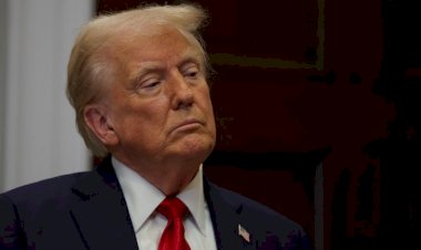 ترامب يهدد الاتحاد الأوروبي والصين بتعريفات جمركية جديدة.. صراع تجاري أم تصعيد سياسي؟