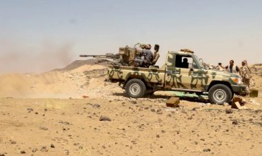 محلل سياسي: التخادم بين الإخوان والحوثي والقاعدة يعمق الأزمة اليمنية