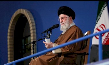 من عُمان إلى روما.. كواليس انتقال محادثات أميركية إيرانية من الظل إلى المواجهة المباشرة