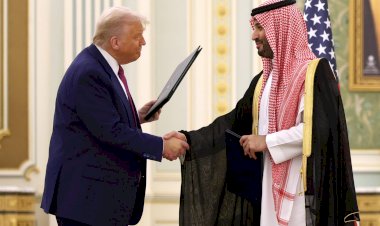 في استقبال ترامب بالسعودية.. ما سر السجاد البنفسجي؟