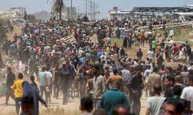 الرصاص مقابل الخبز.. إسرائيل تستهدف الفلسطينيين قرب مراكز المساعدات