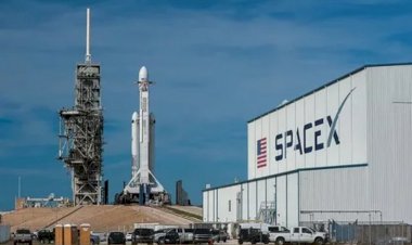 واشنطن تراجع عقود سبيس إكس وسط تصاعد الخلاف بين ترامب وإيلون ماسك