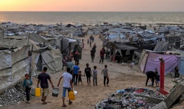 مفاوضات إسرائيلية مع دول عربية وإفريقية لتهجير سكان غزة وإعادة توطينهم