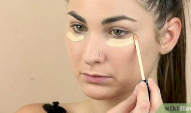 خطوات تطبيق كريم الأساس بطريقة صحيحة للحصول على مكياج مثالي