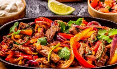 طريقة تحضير قوارب فاهيتا اللحم بطريقة سهلة ولذيذة