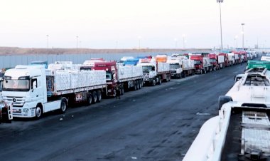 معبر رفح يثير أزمة جديدة.. إسرائيل تسمح بالخروج فقط ومصر تصر على الفتح في الاتجاهين