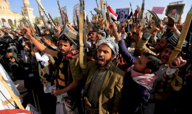 بين طهران وصنعاء: خطوط تهريب مشبوهة تمهّد لولادة برنامج كيميائي حوثي