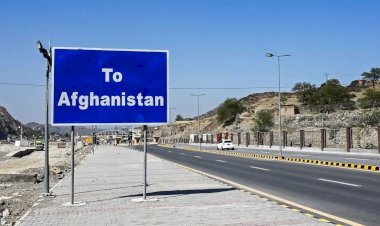 اتفاقات على الورق ونار على الأرض.. شبح الحرب يعود باشتباكات عنيفة بين باكستان وأفغانستان